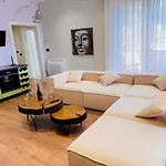 Sea View Luxury Penthouse,3Rooms