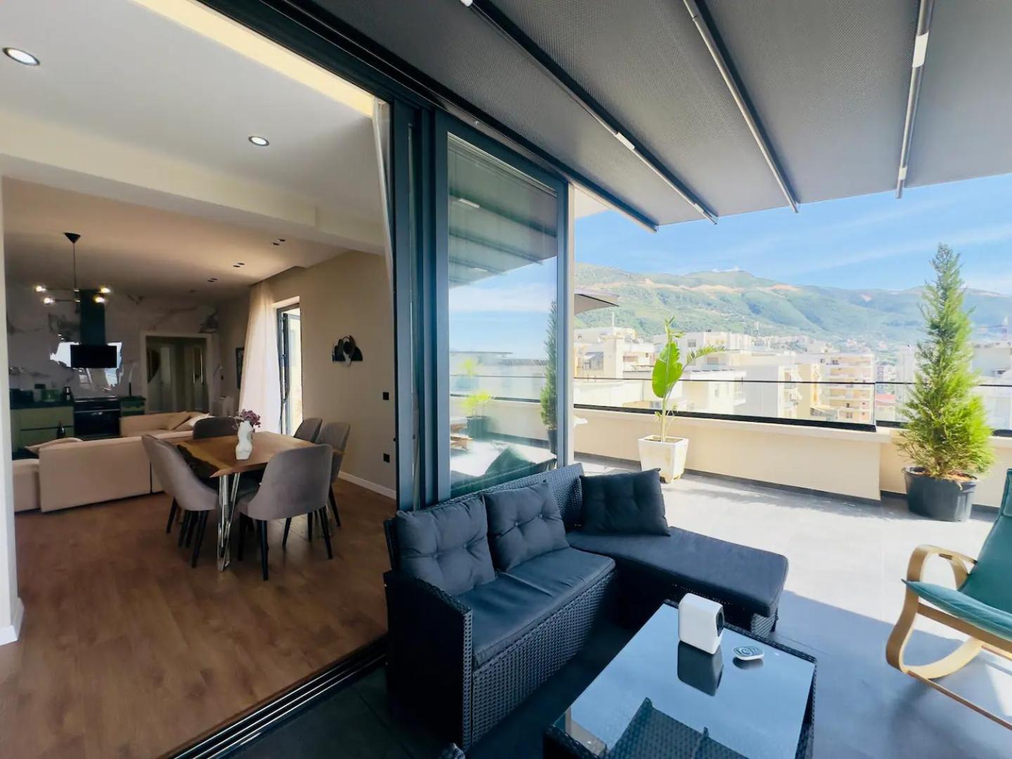 Sea View Luxury Penthouse,3rooms Apartment *