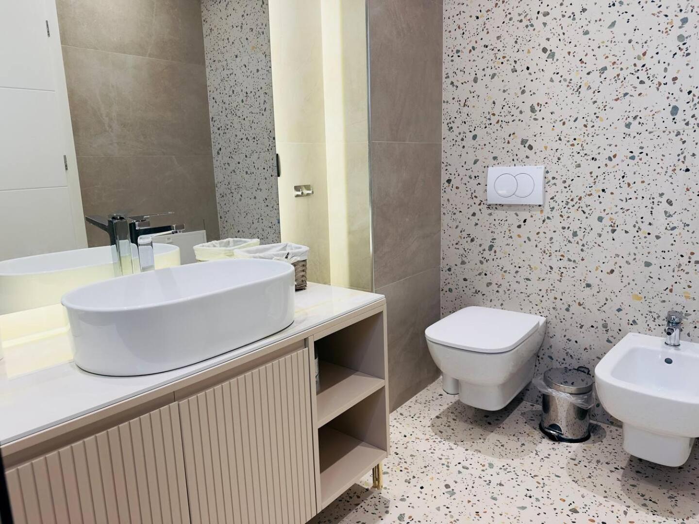 Sea View Luxury Penthouse,3rooms Vlore
